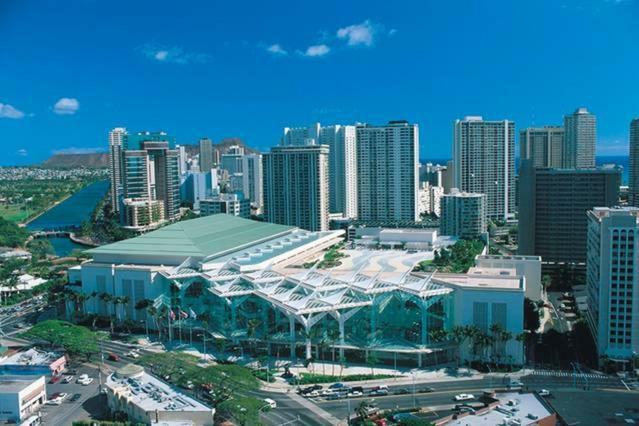 Waikiki 2br King/king Beds Newly Renovated *