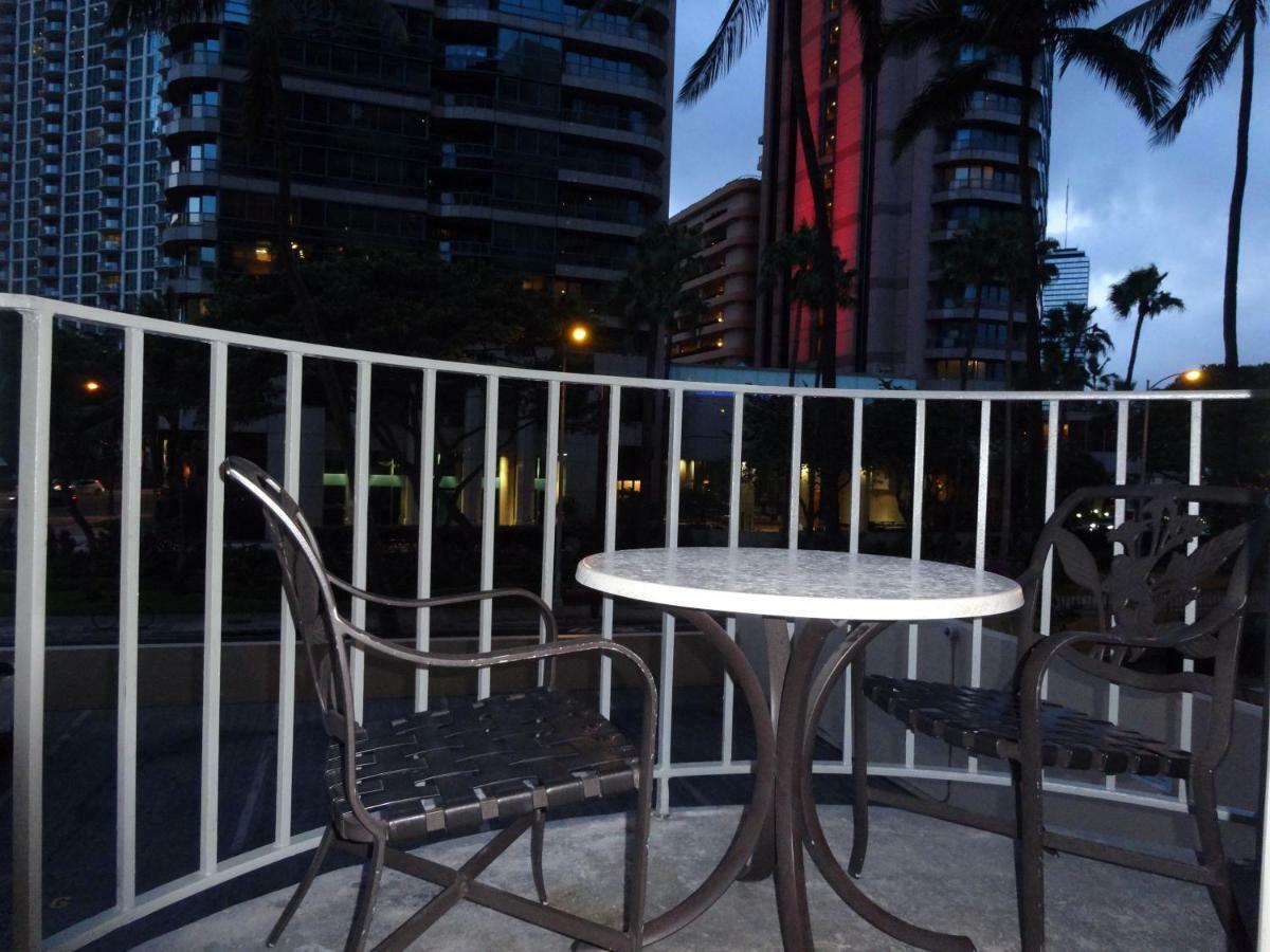 Apartamento Waikiki 2br King/king Beds Newly Renovated